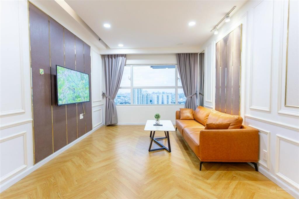Bán gấp cc 1pn, 1wc, 55m2 tại sunrise city, nguyễn hữu thọ, q7, hcm, 5,4 tỷ vnd