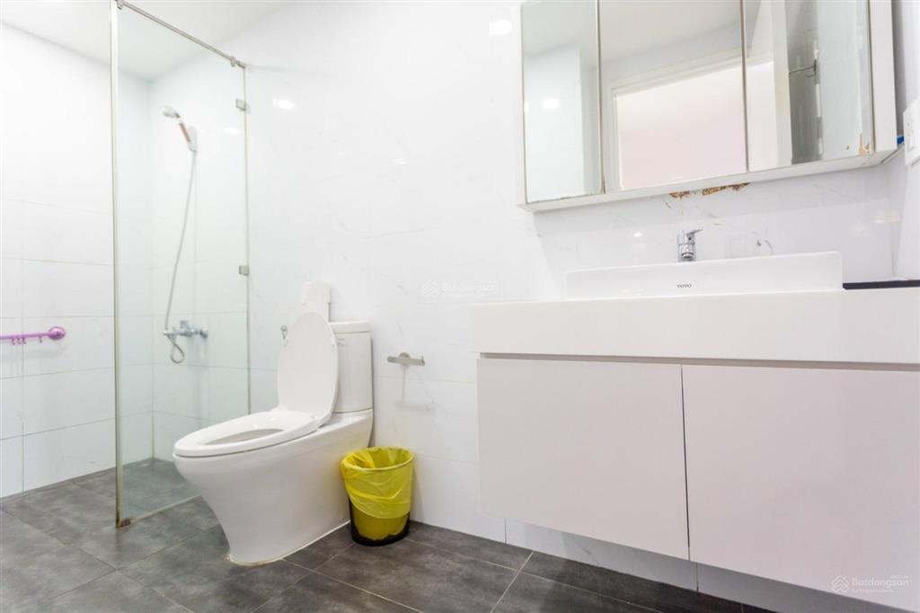 Bán gấp cc 1pn, 1wc, 55m2 tại sunrise city, nguyễn hữu thọ, q7, hcm, 5,4 tỷ vnd
