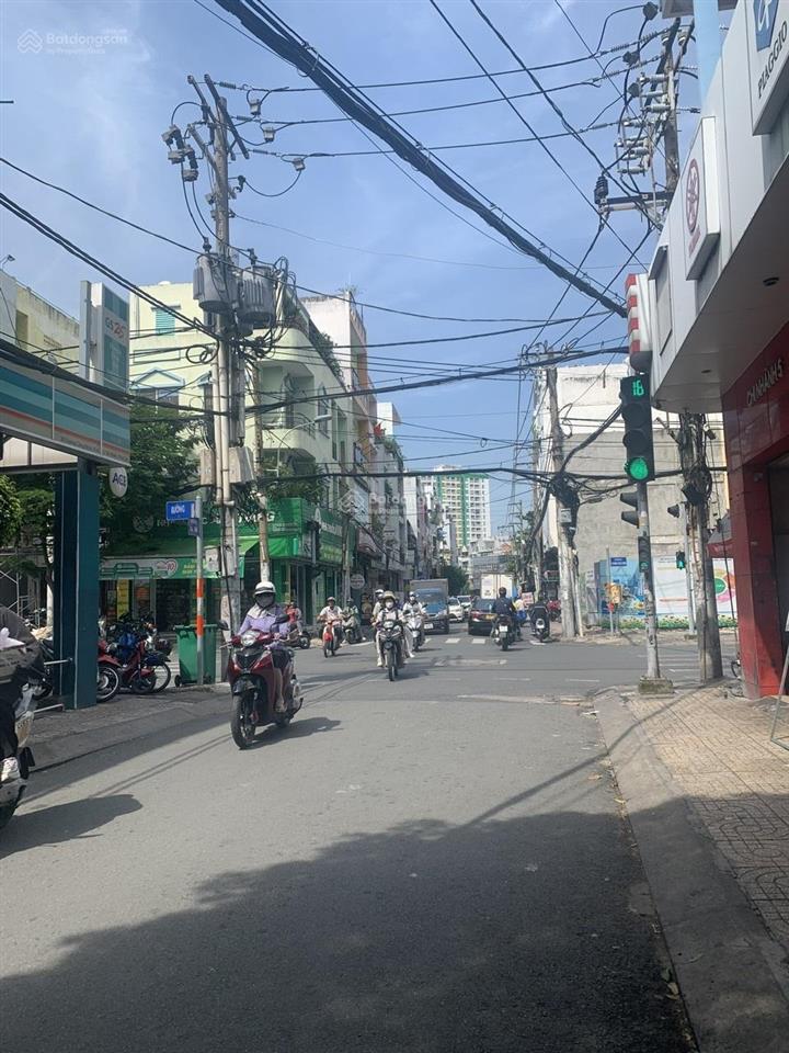 Bán nhà hẻm 6m ngay phạm phú thứ, p.11  dt 4*15m  4 tầng  giá 9,5 tỷ tl