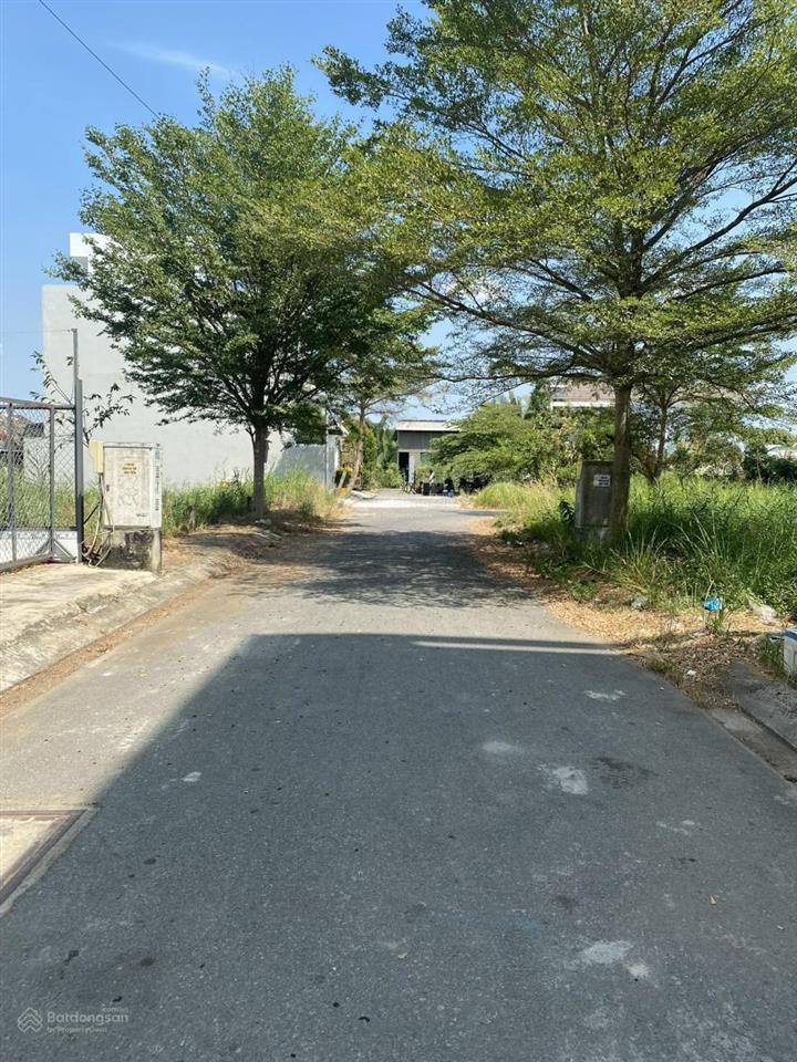 Đất kdc rạch tôm lê văn lương, sổ sẵn, xây tự do