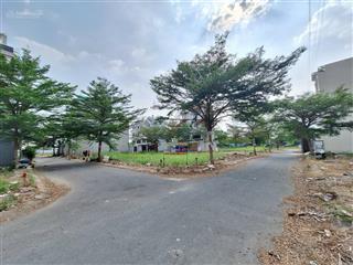 Đất kdc rạch tôm lê văn lương, dt 106m giá 3.650 tỷ