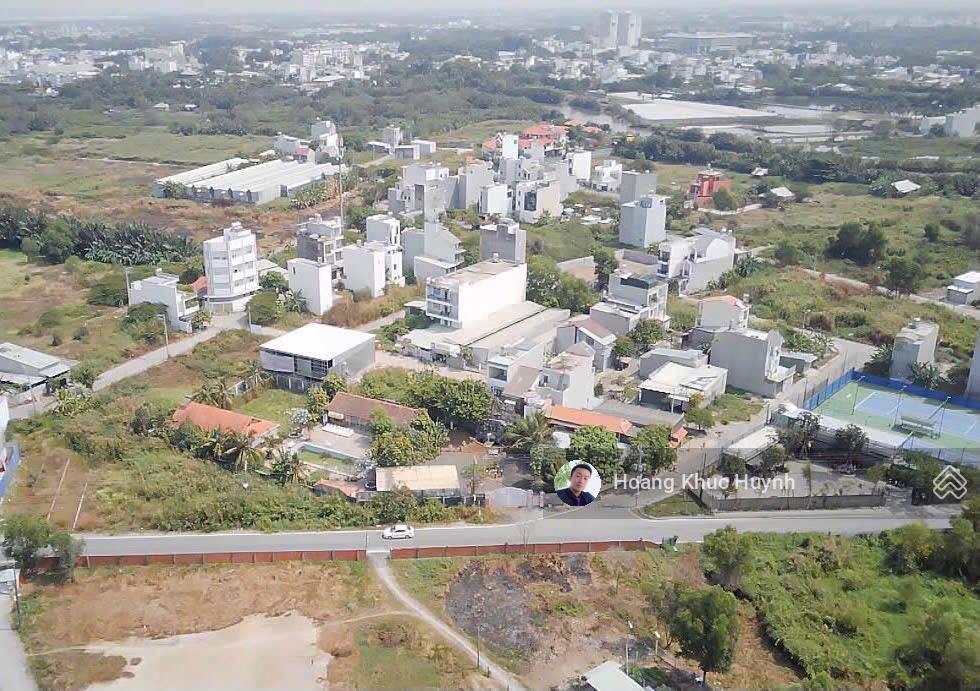 Bán lô góc 79m2 hẻm 1/ bưng ông thoàn, p. phú hữu, tp thủ đức (cũ) giá 5,590 tỷ 0974 244 ***