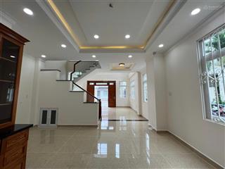 Căn góc 2 mặt tiền 5 tầng khu nhà bên sông cao cấp  gần gigamall phạm văn đồng, có gara ô tô 7 chỗ