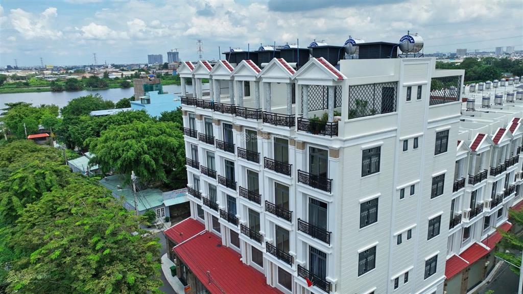 Nhà mới xây  sổ hồng riêng  đường ô tô tránh nhau gần sông sài gòn mát mẻ, cách kđt vạn phúc 500m
