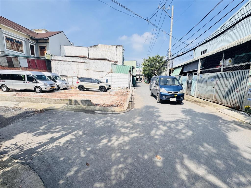 Bán đất mặt tiền hiệp bình chánh  gần chợ hiệp bình, xây cao tầng, sổ riêng bao sang tên