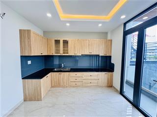 Bán nhà mặt tiền đường 41 thủ đức gần phạm văn đồng, 1 trệt 4 lầu, giá 10.5 tỷ