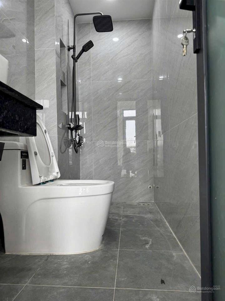 Nhà mới xây 2025 đường 40, gần chợ hiệp bình 1 trệt lửng 2 lầu, ở ngay!