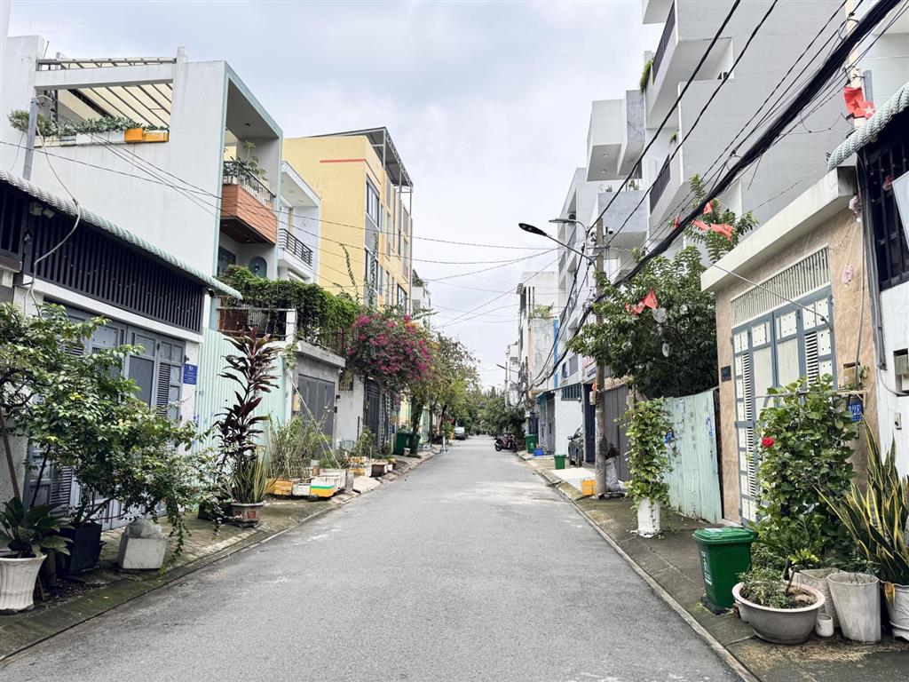 Bán đất gần phạm văn đồng gigamall, hiệp bình chánh thủ đức. shr. đường ô tô tránh nhau