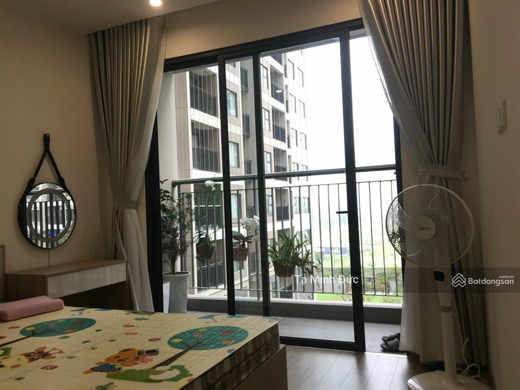 Bán gấp căn hộ 2pn, 63m2 tại vinhomes ocean park gia lâm, giá 4 tỷ vnd