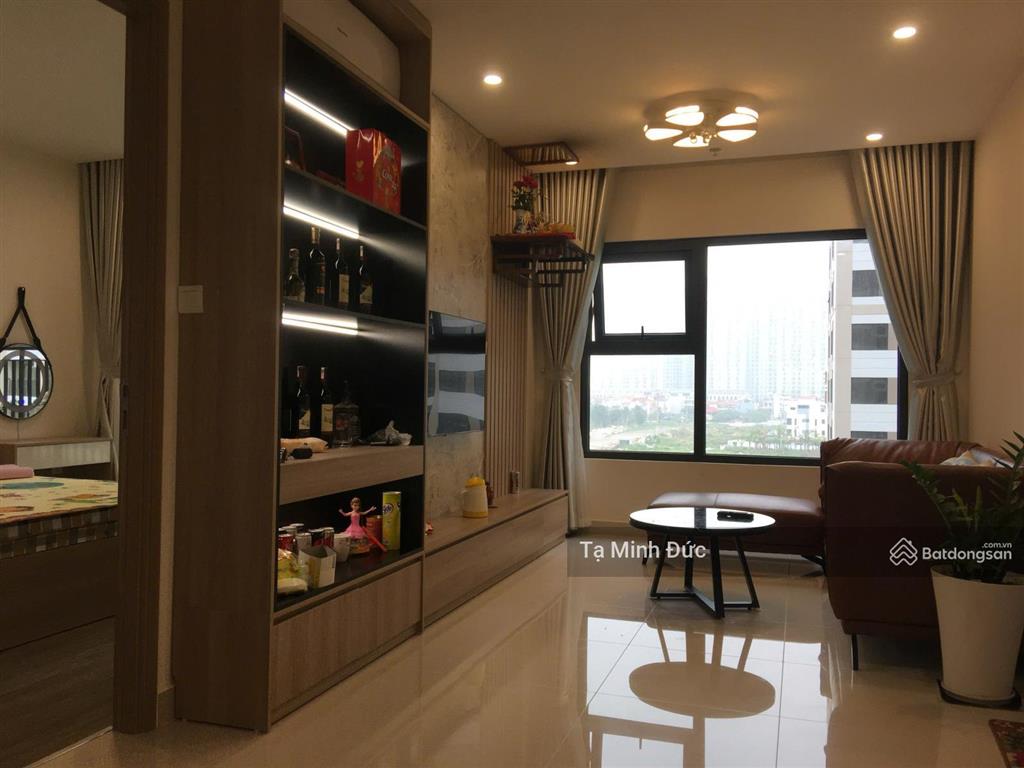 Bán gấp căn hộ 2pn, 63m2 tại vinhomes ocean park gia lâm, giá 4 tỷ vnd