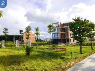 Hàng độc quyền  bán nhanh lô hướng đông ngang 6m, ngay khu thương mại, gần công viên, sổ sẵn.