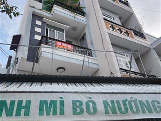 Bán đất tặng nhà 4 tầng còn tốt ngay ngã 3 lớn ra biển 400m mặt tiền 9.6m