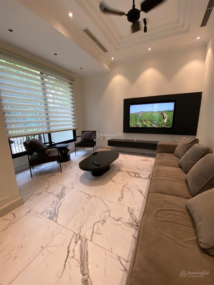 Cho thuê căn biệt thự sao biển vin1 gia lâm 150m², full đồ 3 ngủ, 33tr/tháng