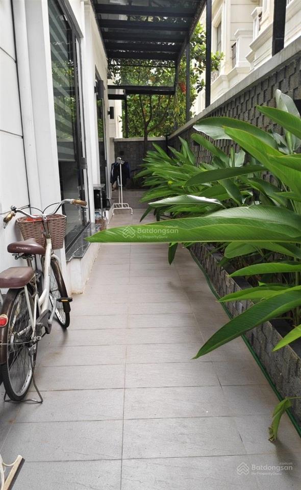 Cho thuê biệt thự vin1 gia lâm 150 m2, 4 phòng ngủ, 35 tr/tháng, full đồ
