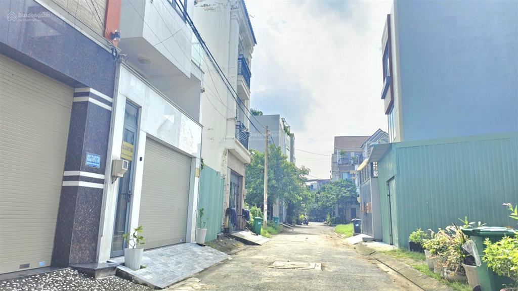 Bán đất phú hữu, quận 9. vị trí hẻm 835 gần nguyễn duy trinh, giá 3.75 tỷ