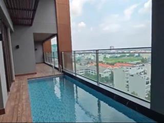 Cần bán 320m2 có hồ bơi riêng trong nhà