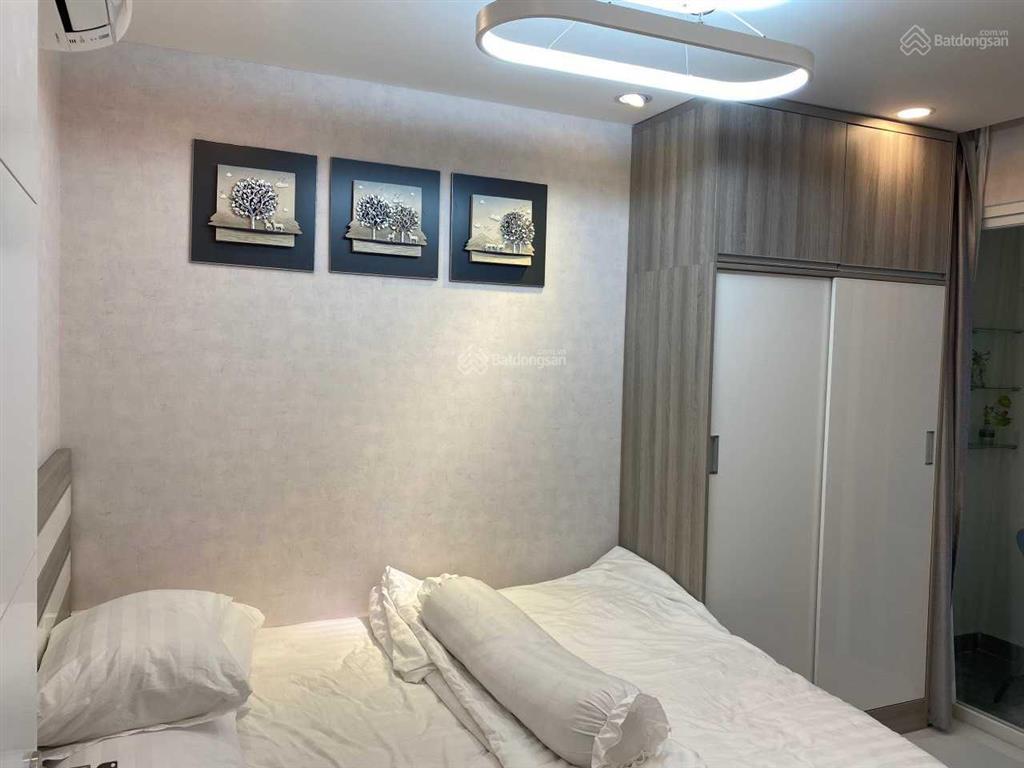 Bán gấp căn hộ chung cư golden mansion. 75m2, 2pn, giá 5.7 tỷ. 0933 033 *** thái