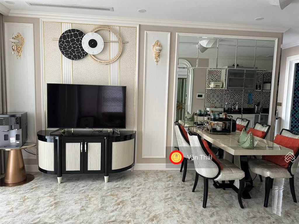 Bán gấp căn hộ orchard garden. 100m2, 3pn. giá 8.8 tỷ sổ. 0933 033 *** thái