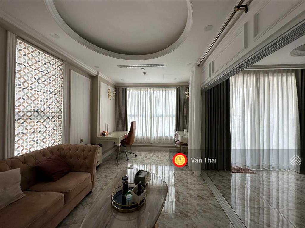 Bán gấp căn hộ orchard garden. 100m2, 3pn. giá 8.8 tỷ sổ. 0933 033 *** thái