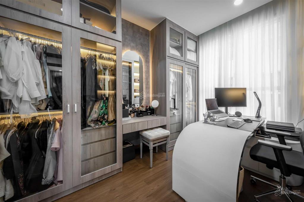 Bán gấp căn hộ chung cư prince. 109m2, 2pn, giá 11 tỷ. 0933 033 *** thái sổ