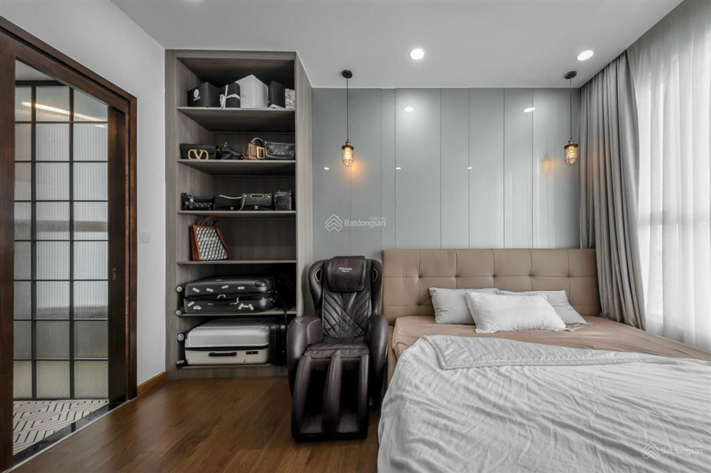 Bán gấp căn hộ chung cư prince. 109m2, 2pn, giá 11 tỷ. 0933 033 *** thái sổ