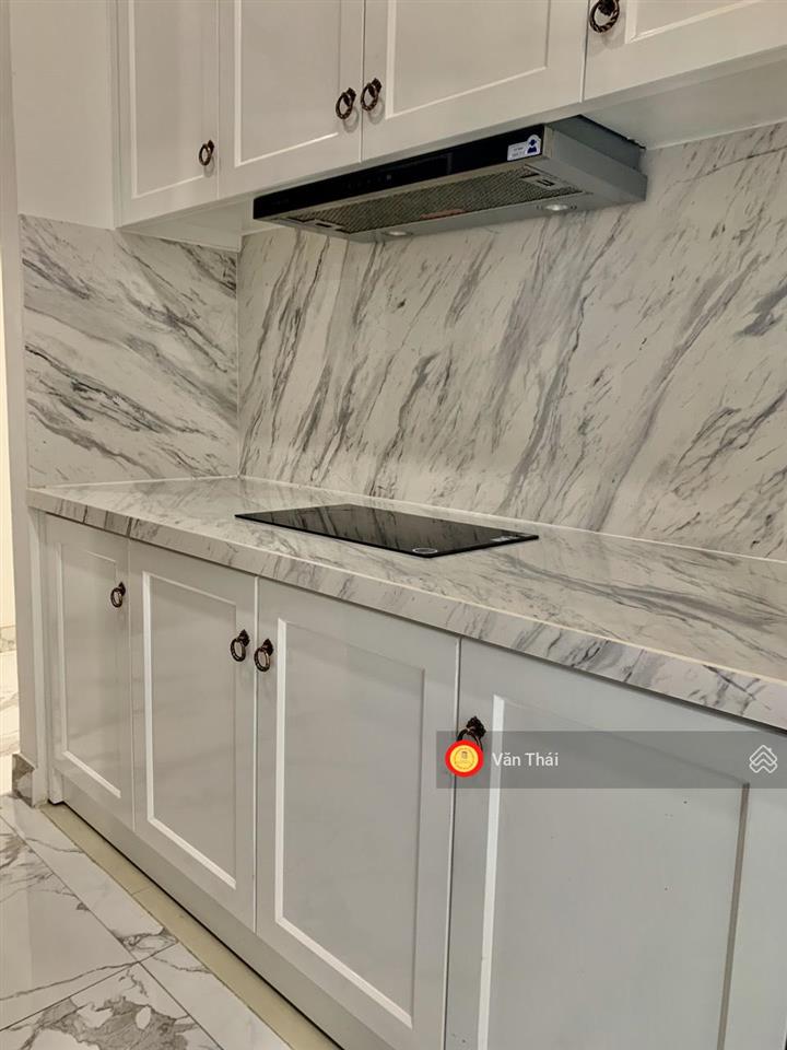 Cần bán gấp căn hộ chung cư kingston, 36m2,1pn, giá 3 tỷ 40m2,1pn, giá 3.3 tỷ. 0933 033 *** thái