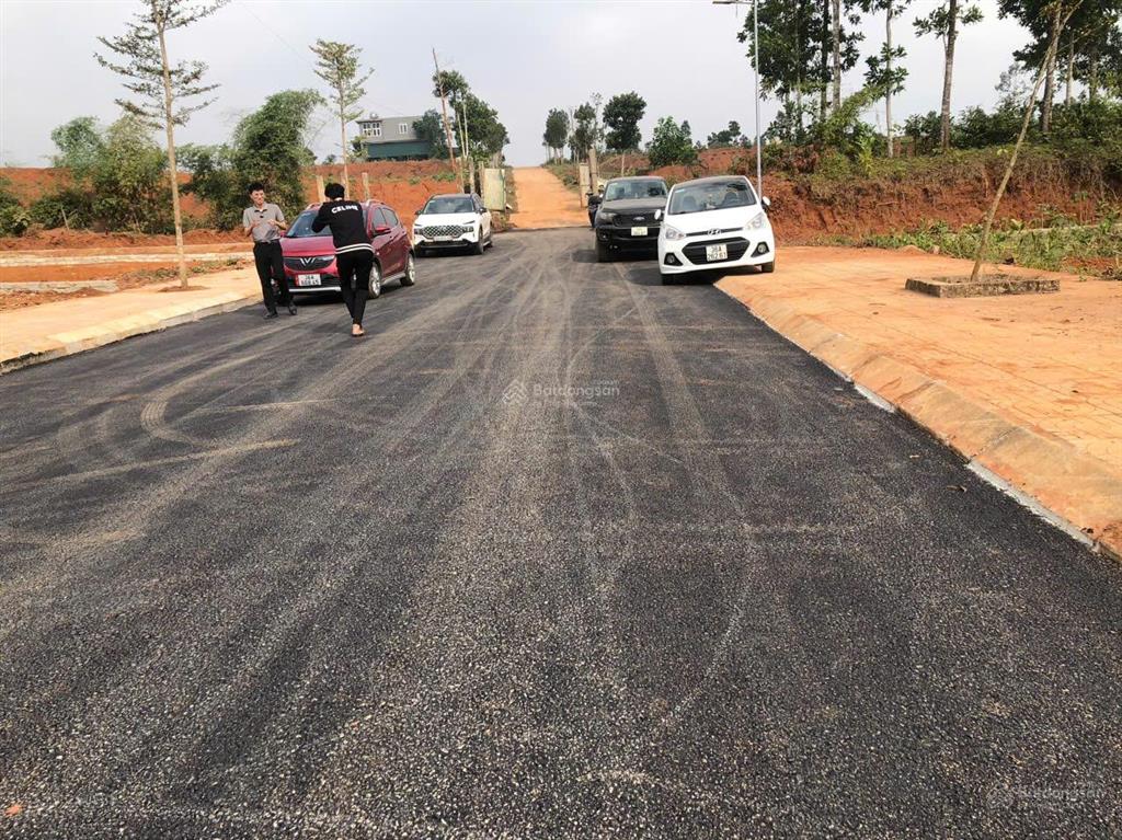Đất đường nhựa tại triệu sơn thanh hóa, đường 23 ô tô tránh nhau, giá 3xxtr/lô
