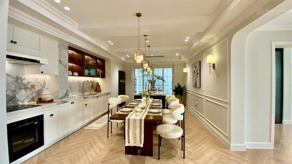 Cho thuê căn góc riverpark residence, phú mỹ hưng. view thoáng mát, nội thất cao cấp giá chỉ 