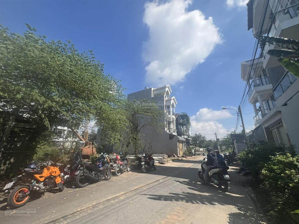 Cc gửi bán lô đất đẹp bưng ông thoàn dtích 58m2 giá chỉ 4ty300 liền kề khu cnc tphcm da samsung