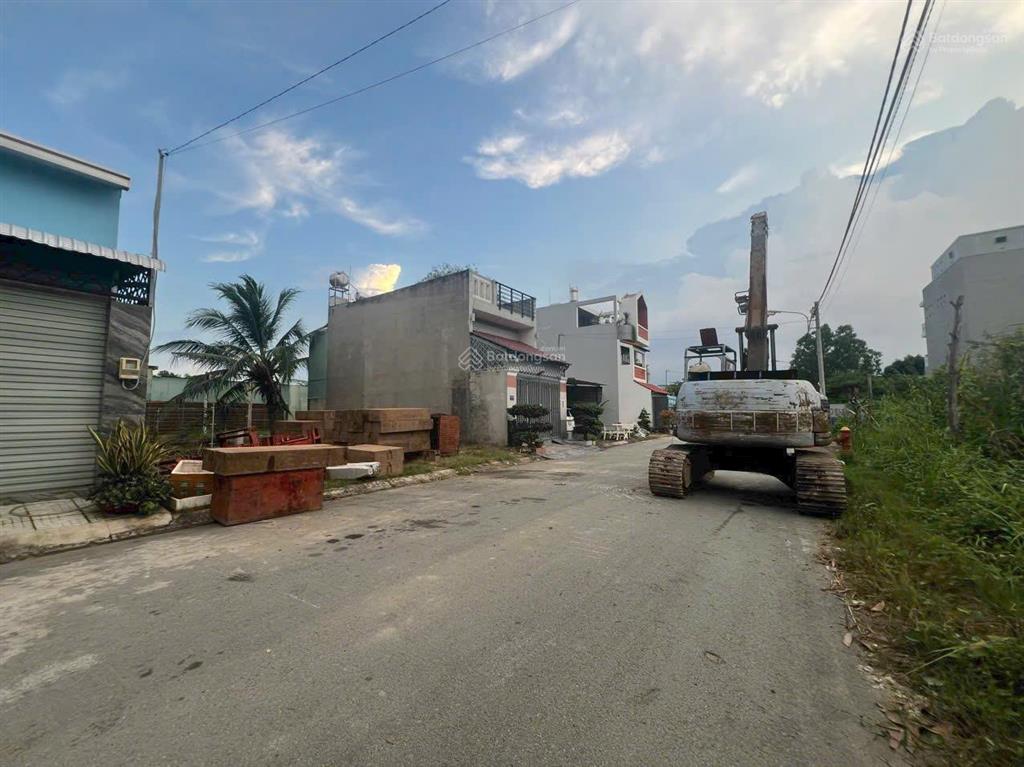 Cc gửi bán lô đất đẹp bưng ông thoàn dtích 58m2 giá chỉ 4ty300 liền kề khu cnc tphcm da samsung