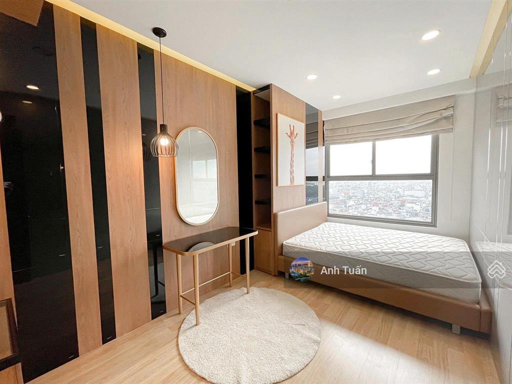 Cần bán căn hộ chung cư kingston residence phú nhuận, dt 125m2, 3pn, giá 14 tỷ, sổ hồng, nhà đẹp