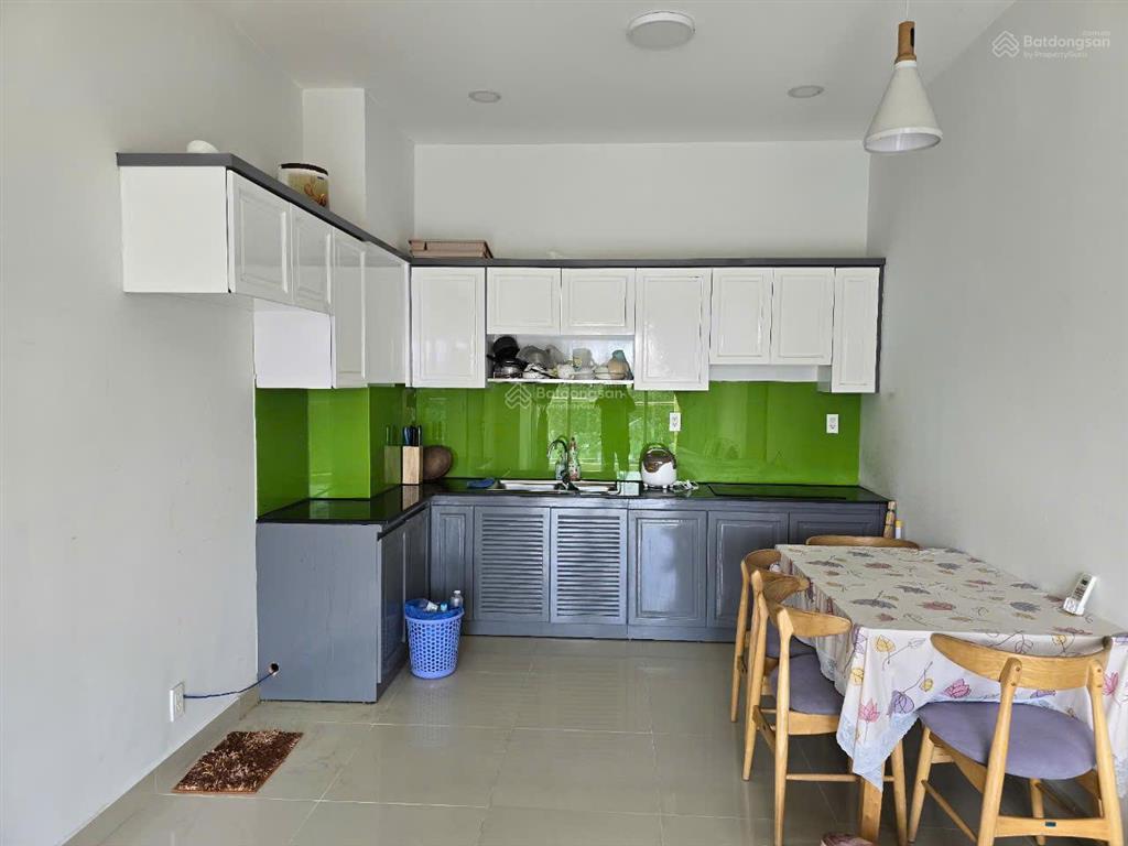 Cần bán căn 2 phòng 72m2 chung cư vũng tàu gold sea, căn góc view biển. em yến 0792 366 ***