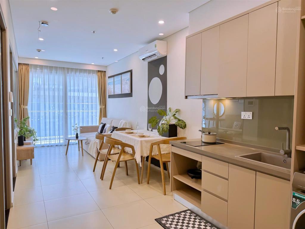 Bán gấp căn 1 + pn cc the sóng, dt 53m2. giá 2.18 tỷ, full nội thất tầng cao.  e yến 0792 366 ***