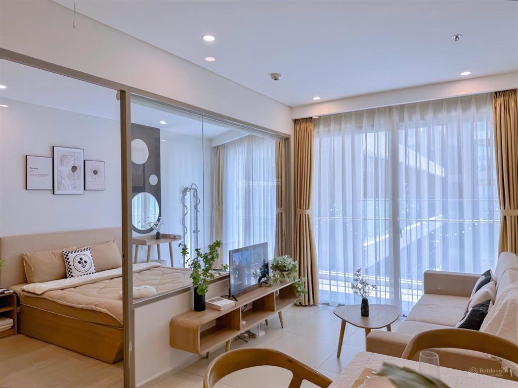 Bán gấp căn 1 + pn cc the sóng, dt 53m2. giá 2.18 tỷ, full nội thất tầng cao.  e yến 0792 366 ***