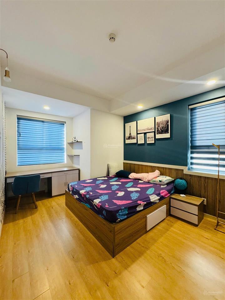 Bán căn 2 phòng ngủ chung cư vũng tàu melody, dt 73m2. giá bán 3.7 tỷ.  e yến 0792 366 ***