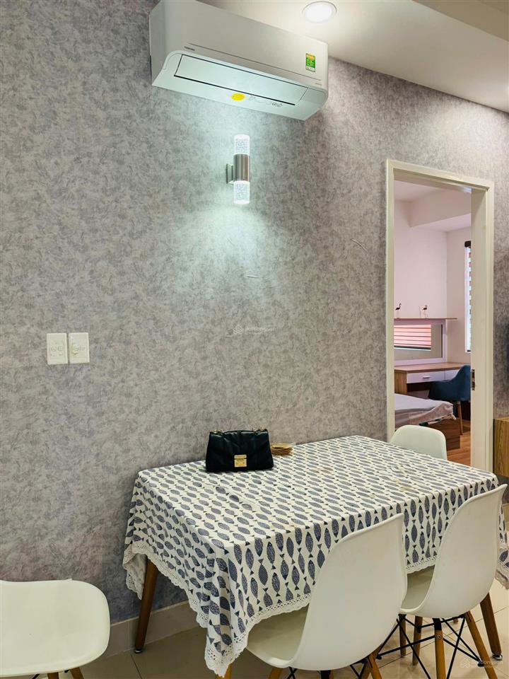 Bán căn 2 phòng ngủ chung cư vũng tàu melody, dt 73m2. giá bán 3.7 tỷ.  e yến 0792 366 ***