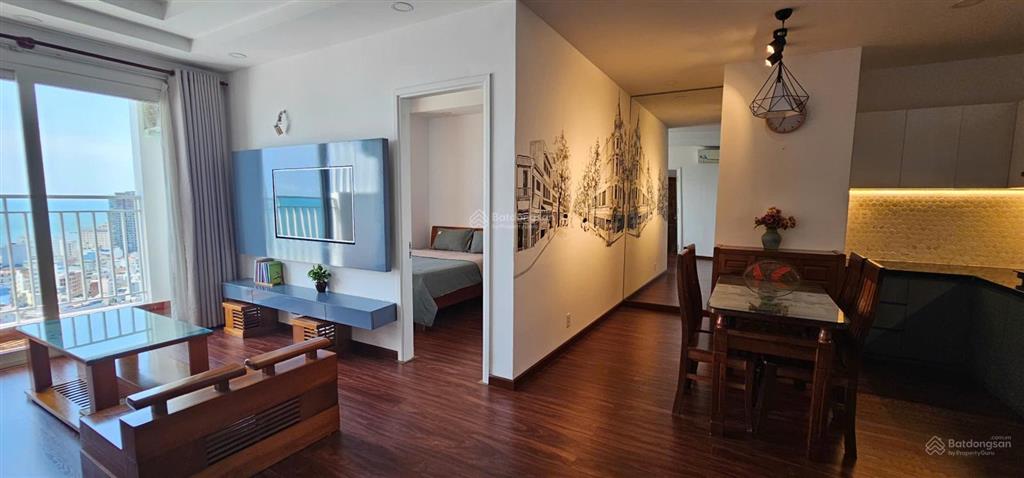 Bán căn hộ 2 phòng ngủ vũng tàu melody sổ hồng sở hữa lâu dài , giá 4.6 tỷ .  em yến 0792 366 ***