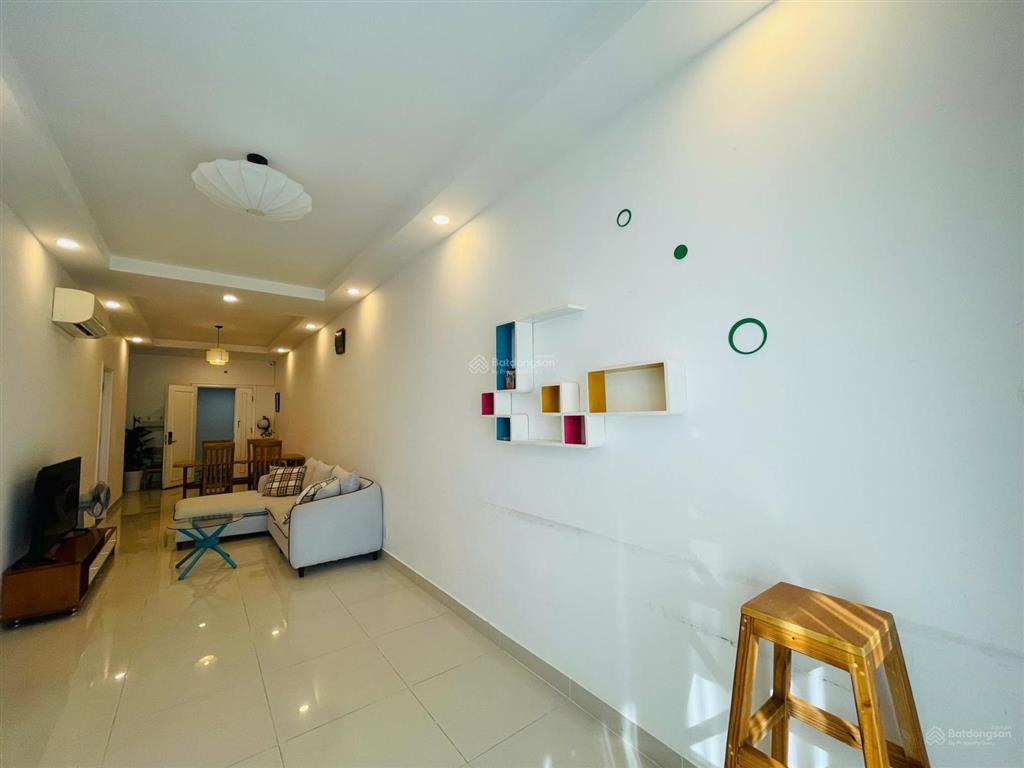 Bán căn 2 phòng 74m2 cc vũng tàu melody. giá bán 3.9tỷ. full nội thất sịn.  e yến 0792 366 ***