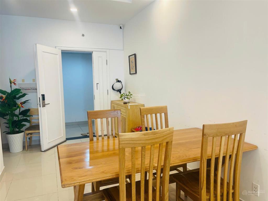 Bán căn 2 phòng 74m2 cc vũng tàu melody. giá bán 3.9tỷ. full nội thất sịn.  e yến 0792 366 ***