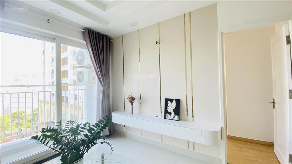 Bán căn 2 phòng cc vũng tàu melody, full nội thất đẹp, sổ hồng. giá 3.3 tỷ.  e yến 0792 366 ***