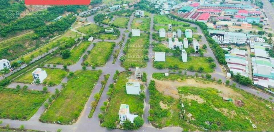 Kdc hoàng phú 63m2 đông nam sạch 2,060tỷ.  ngay 0901 282 ***