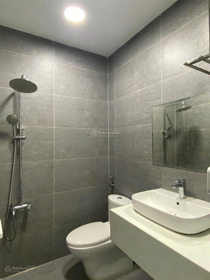 Nhà phố 110m2 đầy đủ tiện ích xung quanh, sát bên khu biệt thự vip nhất biên hòa