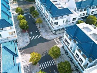 Nhà phố 110m2 đầy đủ tiện ích xung quanh, sát bên khu biệt thự vip nhất biên hòa