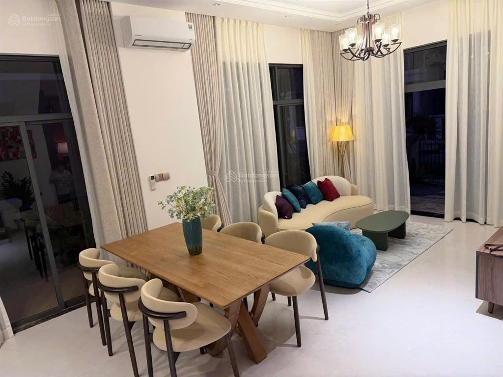 Cho thuê biệt thự gs metro city ( zeitgeist nhà bè ) giá rẻ. 0909 327 *** thuý