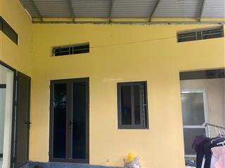 Bán nhà cấp 4 đẹp  vị trí đắc địa ngay trung tâm định trung  vĩnh yên thuộc xóm gẩy