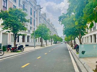 Bán căn nhà phố 126m2 tại đại đô thị vinhomes grand park giá 20,7 tỷ