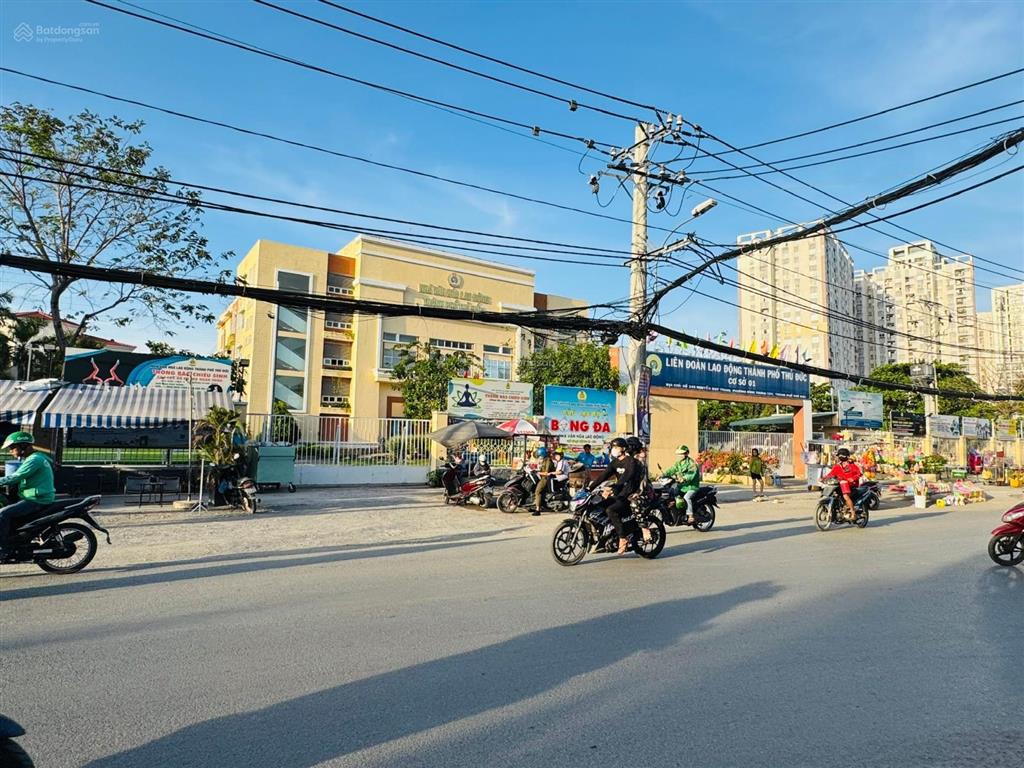 Bán nhà mặt tiền khu nguyễn duy trinh ngang 8m dài 30m trệt 2 lầu giá 29 tỷ ctxd được hầm 6 tầng