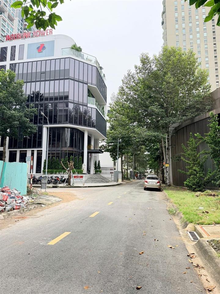 Lô đất khu dân cư huy hoàng ngay tạ hiện và trương văn bang xây được hầm 7 tầng giá chỉ 25 tỷ