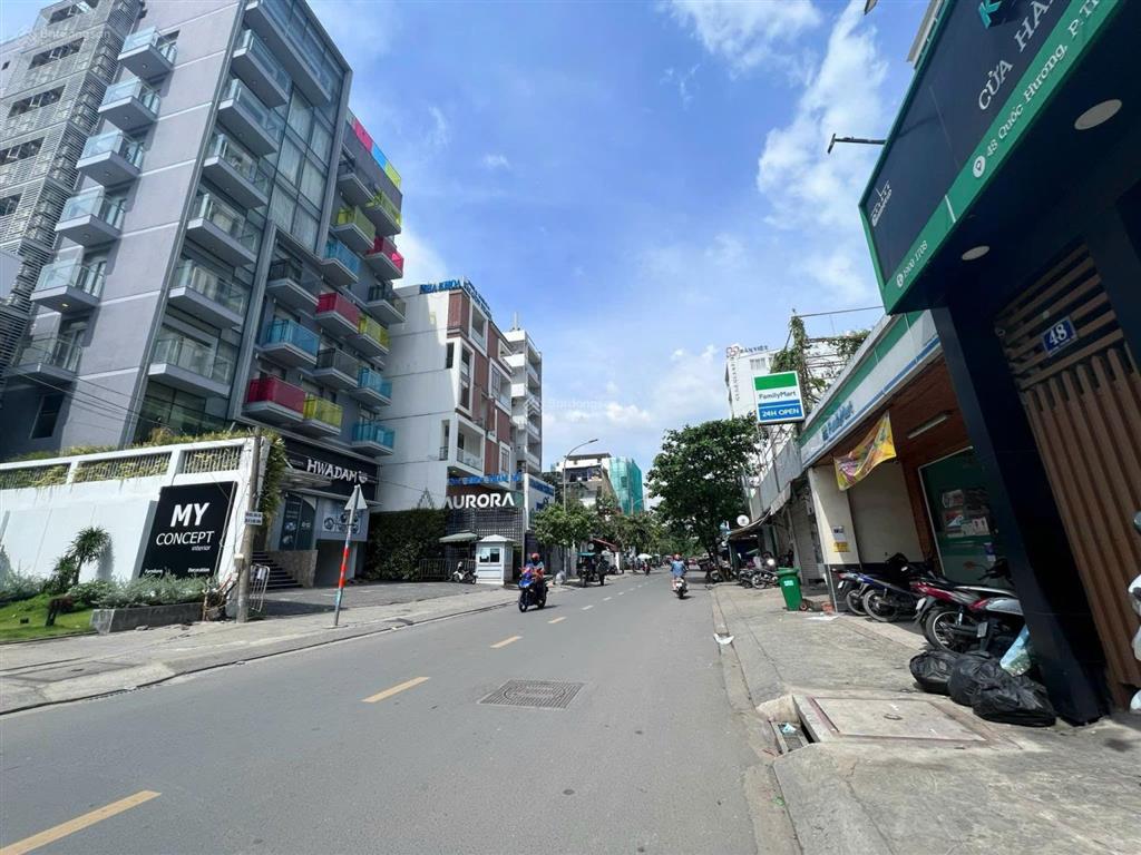 Nhà mặt tiền quốc hương thảo điền q2 dt 117m2 khu vực xây được hầm 6 tầng giá chỉ 35,9 tỷ