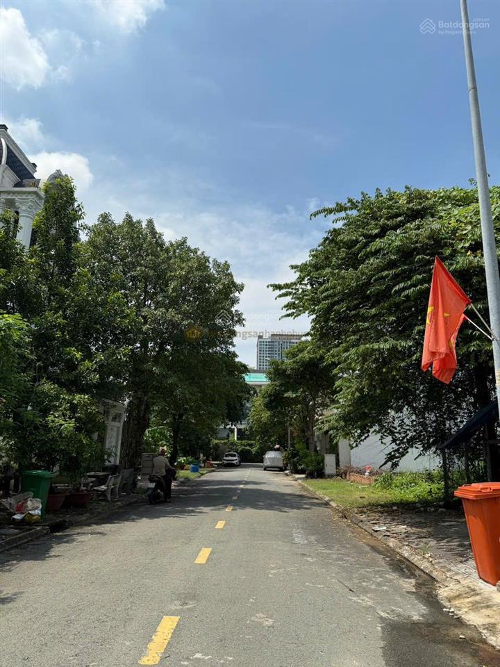 Bán nhà mặt tiền khu dân cư thế kỷ 21 sát bên đảo kim cương dt 160m2 giá chỉ 26,4 tỷ. khan hiếm